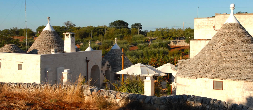 Il gruppo di trulli al completo.