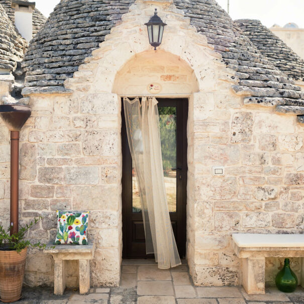 Ingresso Trullo Papavero - Trulli Pastore Bed and Breakfast Alberobello